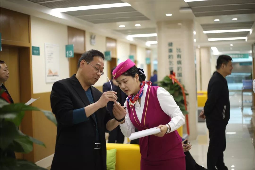 合川24小时套医保卡(北京医保卡使用指南)